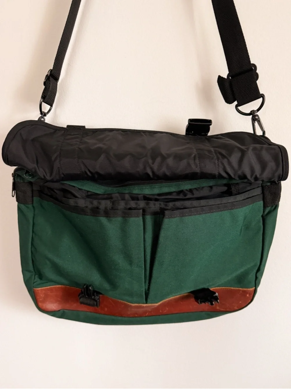 Vintage 90’s JanSport Laptop Messenger Bag, green nylon body with brown leather